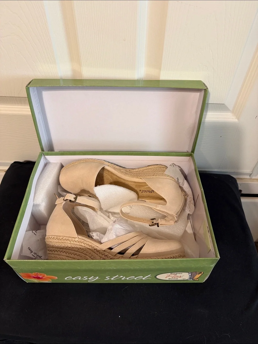easy street Daytona Bone Espadrille-NIB